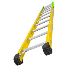 14FT MANHOLE LADDER FIBERGLASS